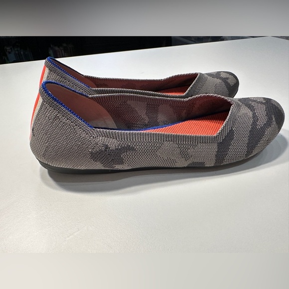 Rothy’s Grey Camouflage Flats (retired) - Picture 7 of 16